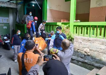 Bau Busuk, Guru-guru SMP NU Cianjur Temukan Marbot Masjid Sudah Tak Bernyawa
