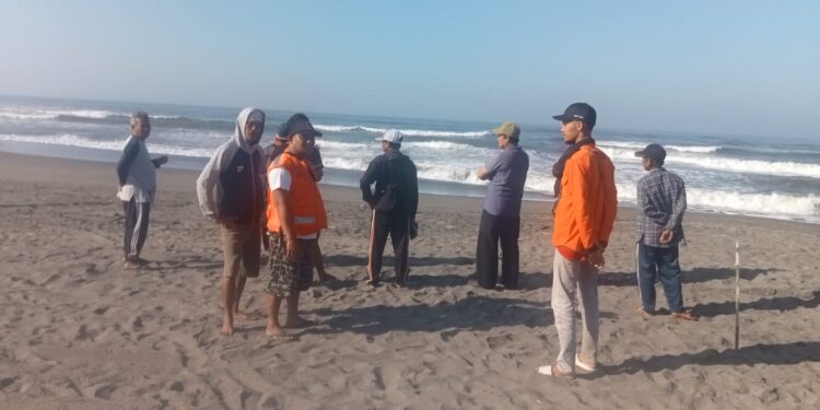 Niat Mencari Ikan, Nelayan Hilang di Pantai Cikole Cidaun