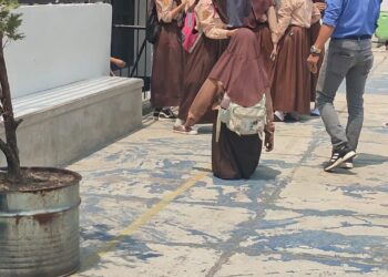 Siswi SMP Cianjur Yang Menginspirasi, Semangat Mencari Ilmu Meski Tanpa Kaki