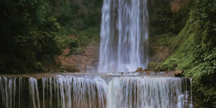 Pesona Curug Ciastana Kadupandak