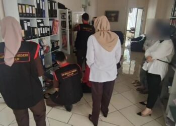Kejaksaan Geledah BUMD Cianjur, Ini Yang Disita