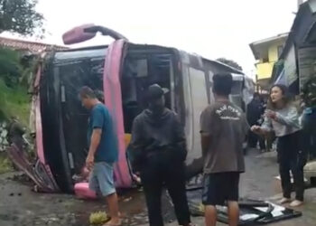 Bus Rombongan Mahasiswa Terguling di Ciloto, Ini Penyebabnya