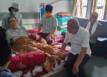 Petinggi Nasdem Jenguk Ulama Sepuh Cianjur Jelang Pemilu