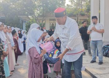 Peringati Hari Asyura, Perumdam Tirta Mukti Cianjur Santuni Ratusan Anak Yatim Piatu