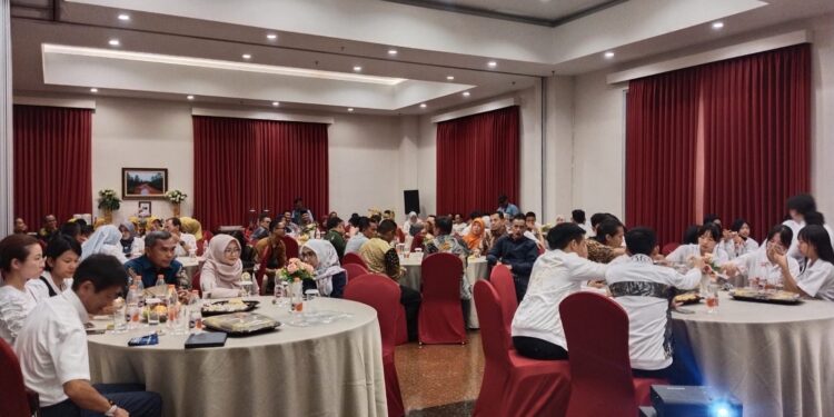 Pelajar Asal Jepang Dikenalkan Tiga Pilar Budaya Cianjur saat Jamuan Makan Malam