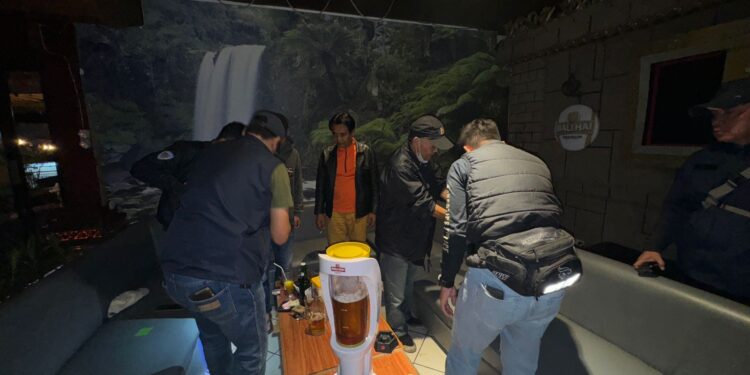 Satnarkoba Razia THM, Delapan Pengunjung Positif Konsumsi Sabu dan Obat-obatan