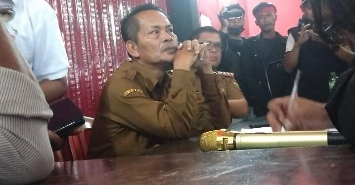 Kades Sukaluyu Batalkan Surat Pengunduran Diri