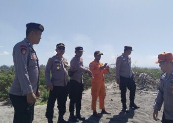 Pencarian Korban Terbawa Ombak Pantai Cemara Diperluas pada Hari Ketiga