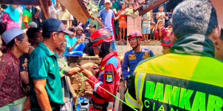 Hendak Perbaiki Pompa Air, Warga Cilaku Meregang Nyawa karena Terjatuh ke Dalam Sumur