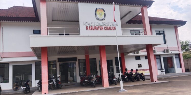 Ketua PPS di Cilaku Bisa Terancam Dipecat Jika Terbukti Lakukan Chat Mesum