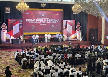 Materi Debat Soal Daya Saing dan SDM, Paslon Nomor Urut 1 Janji Bangun Pabrik Pengolahan Sampah
