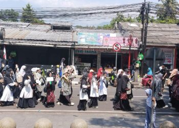 Puluhan Ribu Santri Meriahkan Hari Santri Nasional di Kabupaten Cianjur
