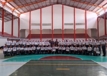 Badan Kesbangpol Cianjur Berikan Piagam Penghargaan kepada 50 Orang Paskibraka