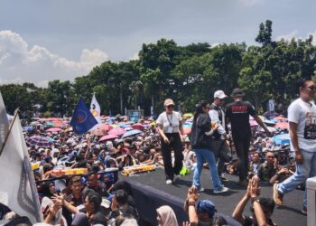 Lesti ‘Kejora’ Ramaikan Kampanye Akbar Paslon Bupati dan Wabup Cianjur Nomor 2