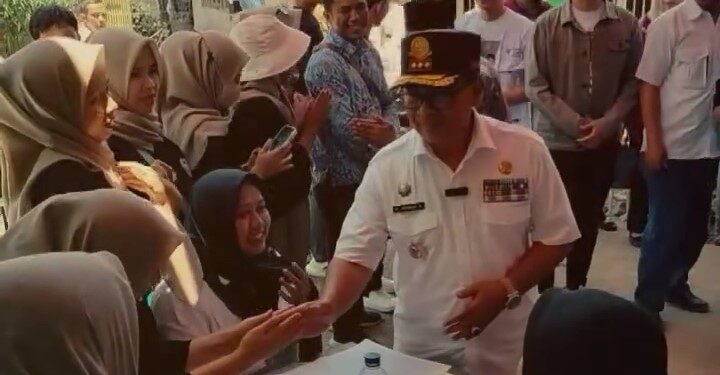 Warga Naringgul Antusias Ikuti Desa Manjur dari DPMD dan Pemkab Cianjur