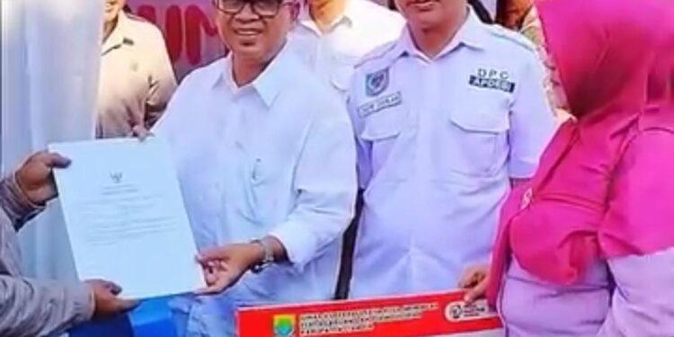 DPMD Cianjur Ikut Kunjungan Bupati Cianjur dalam Rangka Desa MANJUR di Kecamatan Campakamulya: Bungah Pisan!