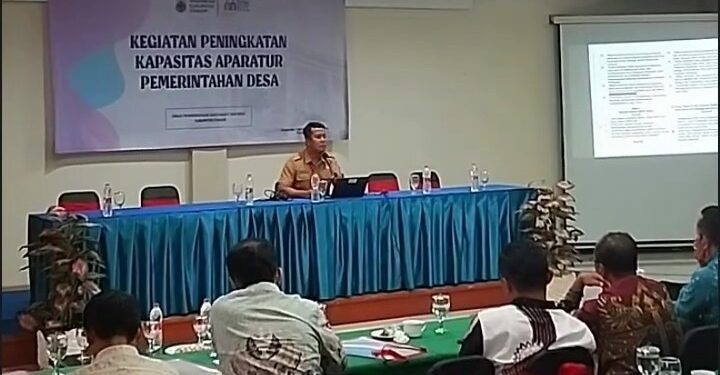 Tingkatkan Tata Kelola Desa, DPMD Cianjur Beri Pelatihan Kepada Aparatur Desa