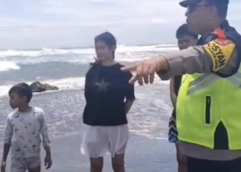 Gelombang Tinggi di Pantai Selatan, Polsek Cidaun Imbau Wisatawan Waspada