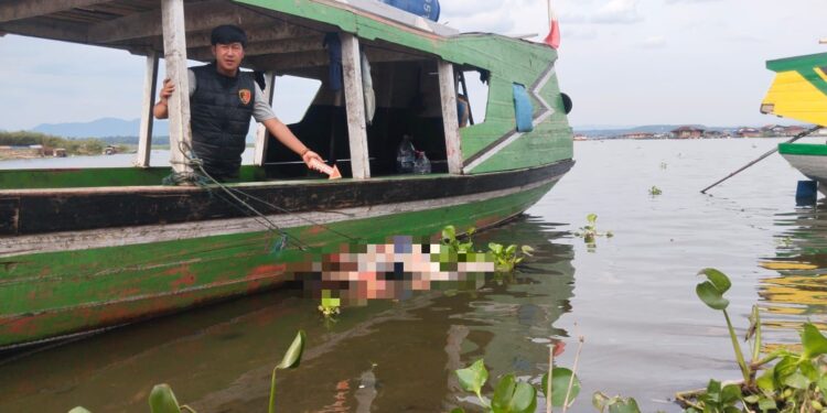 Mayat Lelaki Ditemukan Mengambang di Perairan Danau Cirata, Polisi Belum Ketahui Identitasnya