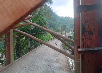 Jembatan Gantung di Desa Girimukti Terputus, Guru dan Pelajar Pernah Terjatuh ke Aliran Sungai