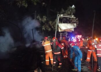 Tujuh Kios Dekat Pabrik Sepatu di Sukaluyu Ludes Terbakar