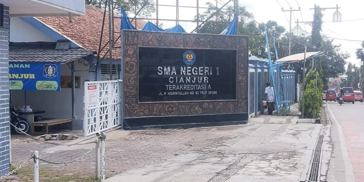Ketua Dewan Pendidikan Sebut Kegiatan SMAN 1 Cianjur ‘Piknik Berkedok Study Tour’