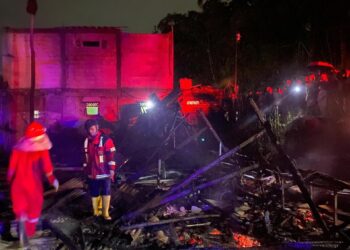 Diduga akibat Kompor Meledak, Rumah Warga di Mande Ludes Terbakar