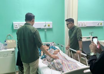 Bupati dan Wabup Cianjur Jenguk Nenek Korban Dugaan Penganiayaan