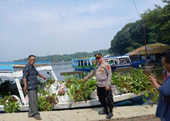 Polsek Mande Giat Sambang Warga, Apa Saja yang Dilakukan?