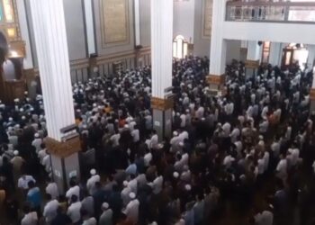 Jenazah Mantan Bupati Disalatkan di Masjid Agung Cianjur