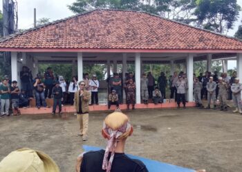 Warga Sirnagalih Unjuk Rasa Pertanyakan Anggaran BUMDes