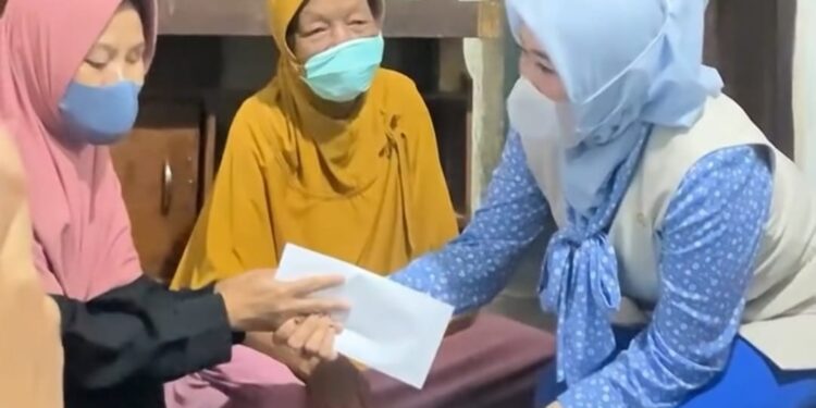 Ketua DPRD Cianjur Sambangi Anak Idap TBC dan Menginitis