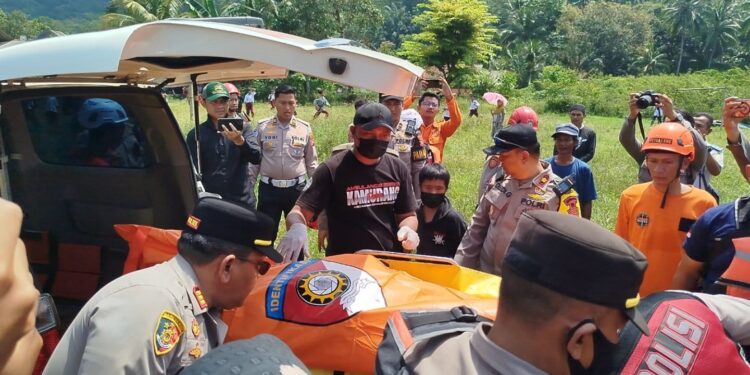 Tim SAR Gabungan Temukan Jenazah Perempuan di Waduk Cirata, Diduga Korban Terbawa Hanyut Saluran Air di Pacet