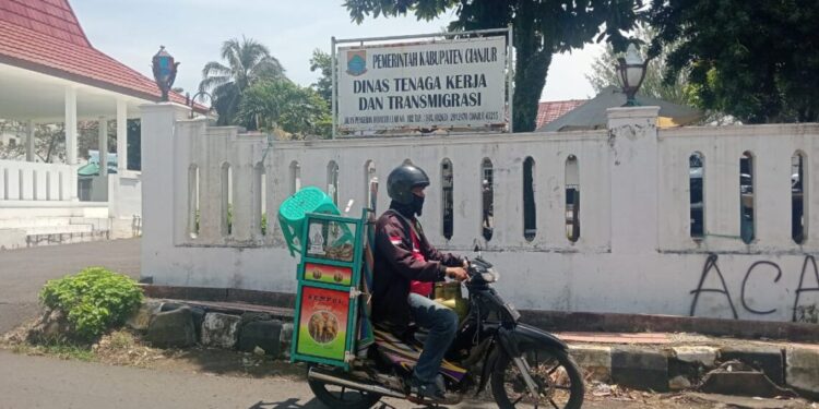 Posko THR Disnakertrans Cianjur hanya Terima 4 Aduan