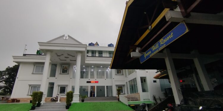 Warga Penghuni Green Hill Resort Tolak Keberadaan Hotel dan SPPG karena Diduga Caplok Lahan Fasos dan Fasum