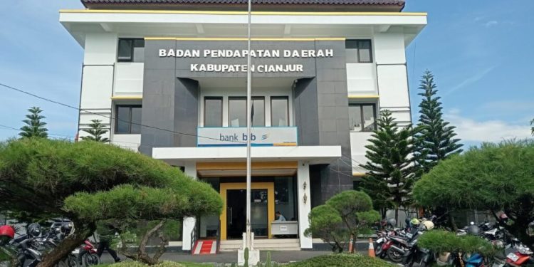 Bapenda Tuntaskan Pendistribusian SPPT ke 32 Kecamatan