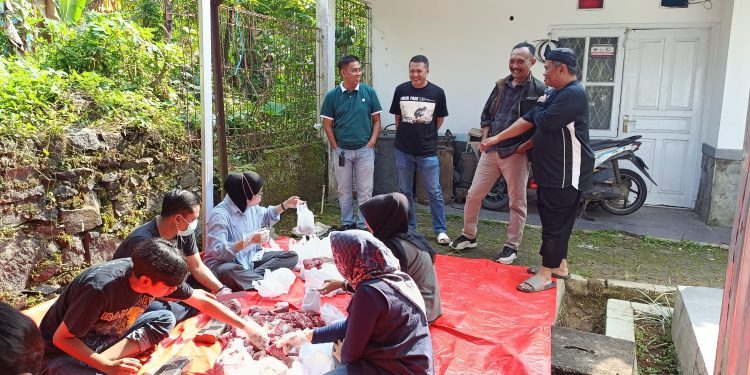 Perumdam Cianjur Berkurban, Dagingnya Dibagikan kepada Masyarakat