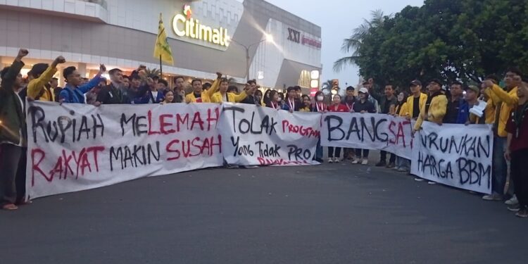 Mahasiswa Cianjur Turun ke Jalan, Sikapi Berbagai Kebijakan Pemerintah