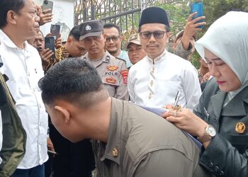 Massa Pendukung MBG Temui Ketua DPRD Cianjur, Minta Program Strategis Itu Tak Dihentikan