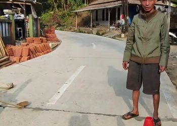 Diduga Kena Pungli Rp50 Ribu saat Melintasi Jalan, Warga di Sukanagara Meradang