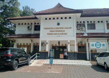 Lestarikan Bahasa Sunda, Disdikpora Cianjur Wajibkan Pembelajaran di Seluruh Sekolah