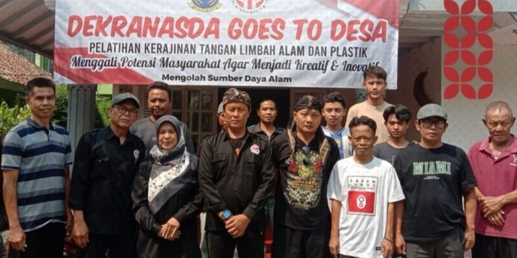 Diskumdagin Cianjur Dukung Dekranasda Bina Para Pelaku UMKM