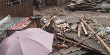 Saluran Air Meluap, Puluhan Rumah di Pacet Terendam Banjir